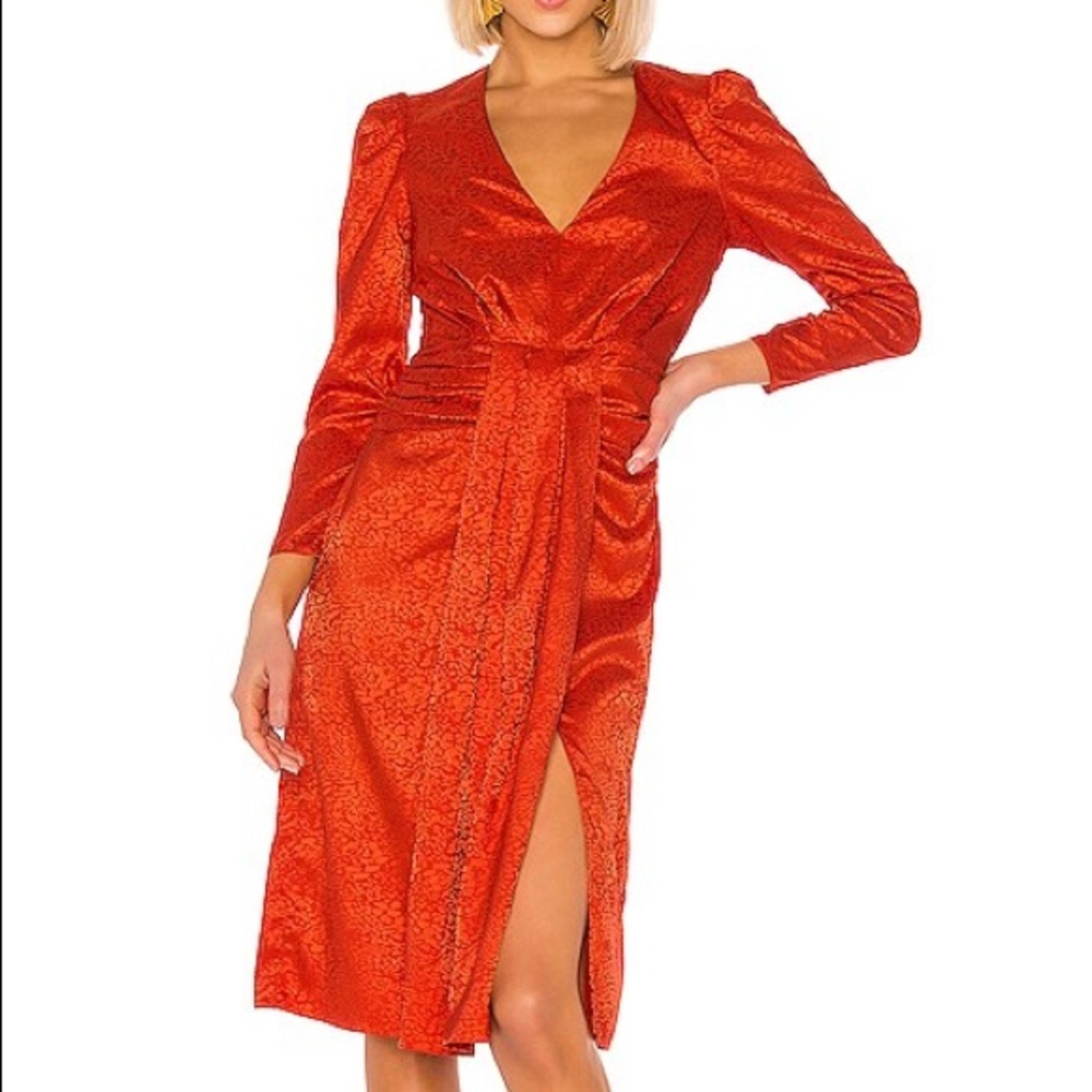 NWT Saylor Midi Dress